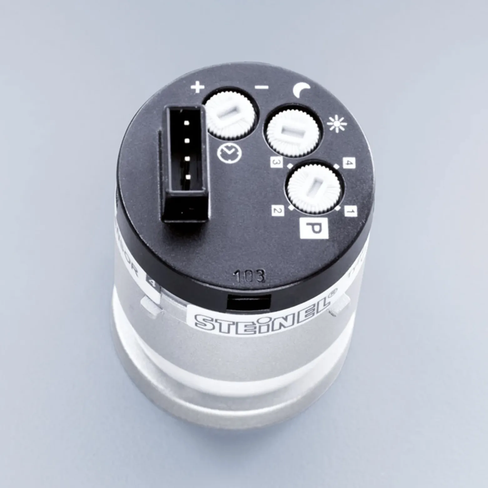 STEINEL L 690 S V2 aplique sensor número casa