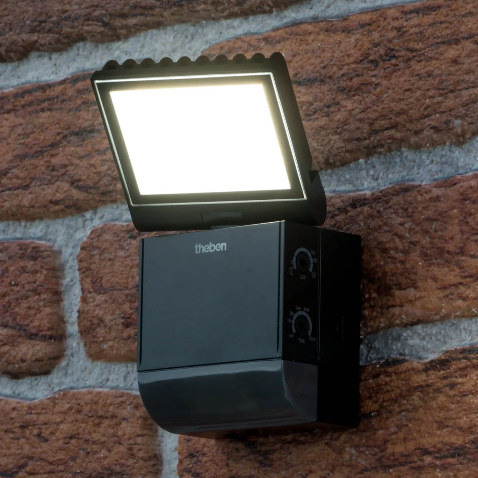 Theben Aplique LED para exterior theLeda S8-100, negro, sensor