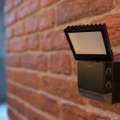 Theben Aplique LED para exterior theLeda S8-100, negro, sensor