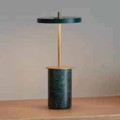 UMAGE lámpara de mesa LED recargable Asteria Move Mini, verde 26 cm IP44