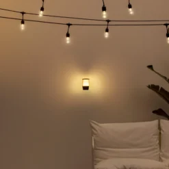 WiZ aplique LED de exterior Elpas RGBW, negro